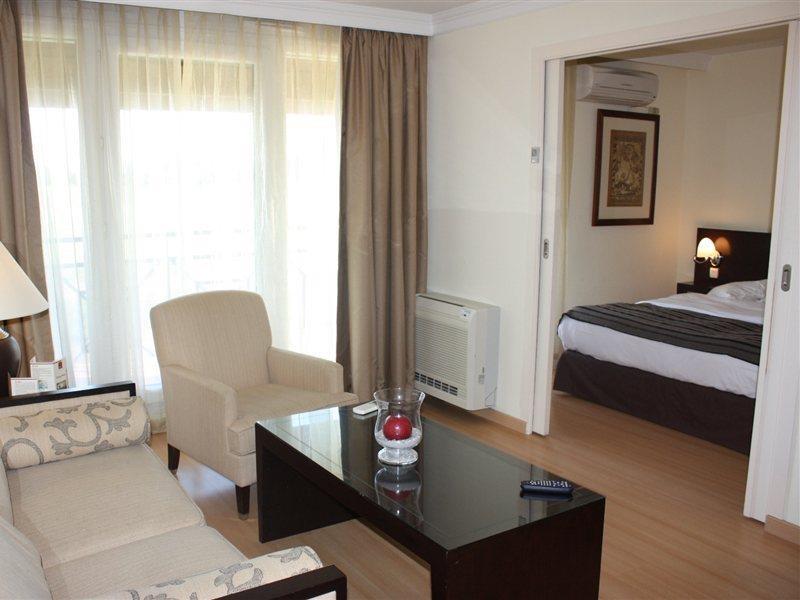 Adonis Excellior Grand Geneve Aparthotel Veigy-Foncenex Екстериор снимка